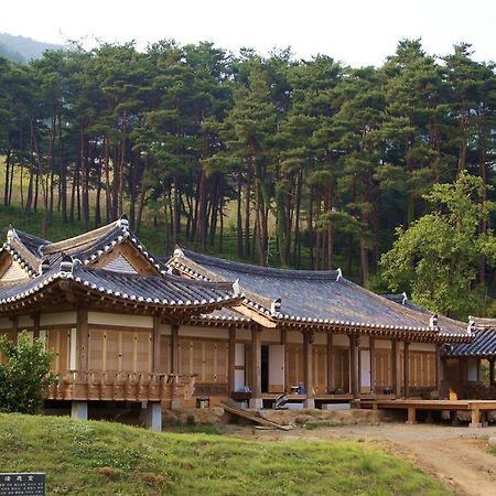 فندق Korean Traditional House - Chungnokdang Boseong المظهر الخارجي الصورة