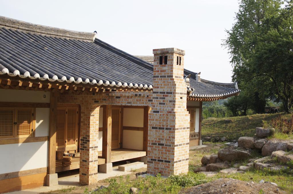 فندق Korean Traditional House - Chungnokdang Boseong الغرفة الصورة