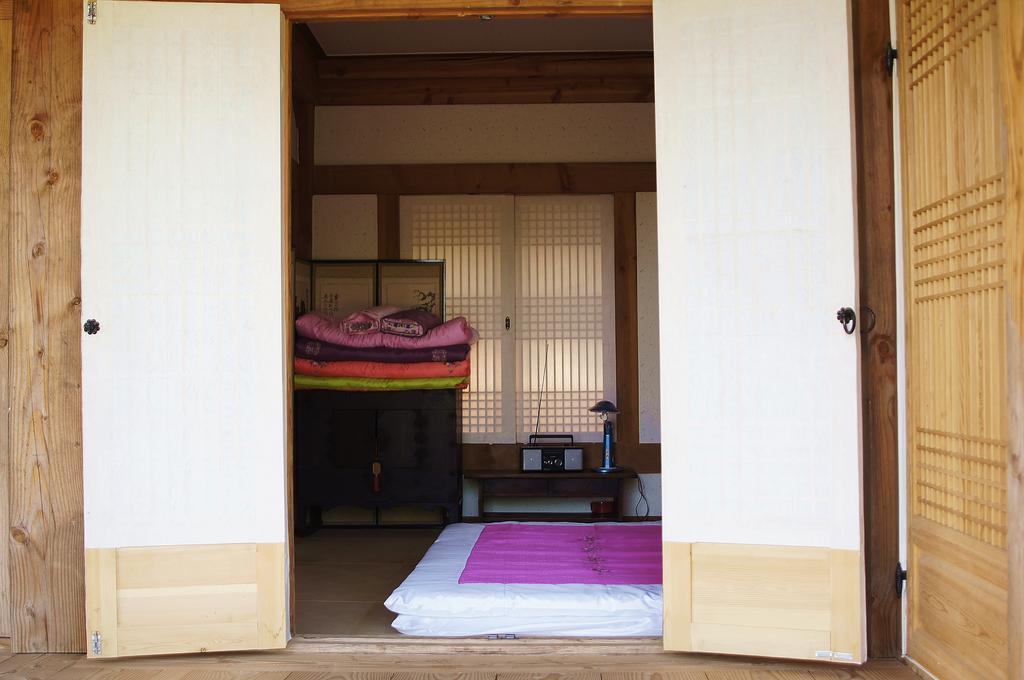 فندق Korean Traditional House - Chungnokdang Boseong الغرفة الصورة
