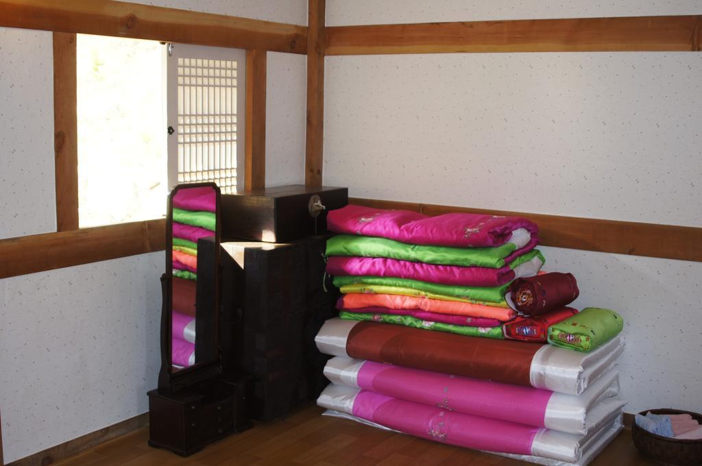 فندق Korean Traditional House - Chungnokdang Boseong المظهر الخارجي الصورة